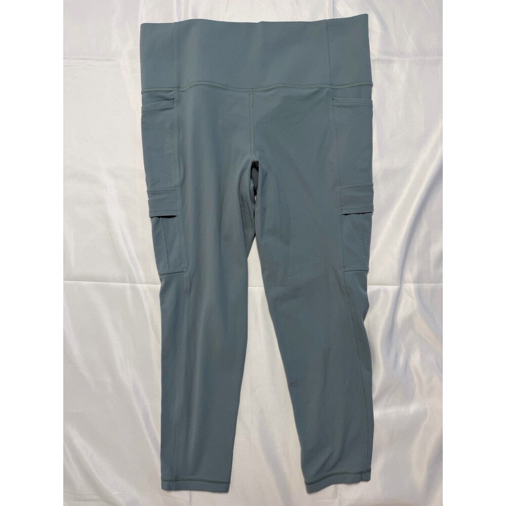 Athleta Salutation Cargo 7/8 Tights Women’s Large Blue Gray High Rise Activewear